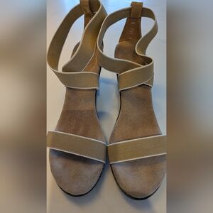 Charleston Shoe Company Amazing Wedge Sandals Size 8